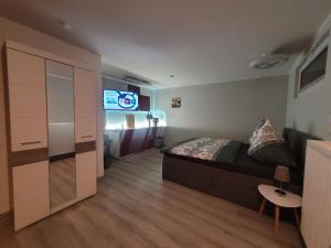 Ferienwohnung oder Studio Dresden-Neustadt inkl Parkplatz mit Balkon oder Terrasse