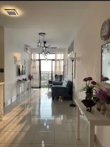 Benoni 3 Bedroom - Farah Biz Empire Homestay - Kuala Penyu