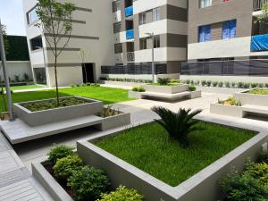 Moderno Apartamento en Condominio Alto Venezuela