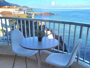 Cosy ocean view studio 2