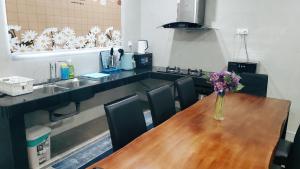 Ipoh Urban Retreat 20PAX 5 Room Holiday Villa by City Home Empire