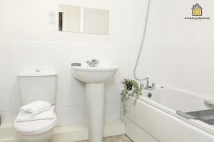 Spacious 2Bedroom 2Bathroom Flat in Warrington by Amazing Spaces Relocations Ltd.
