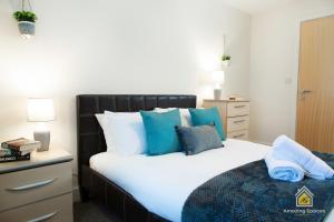 Spacious 2Bedroom 2Bathroom Flat in Warrington by Amazing Spaces Relocations Ltd.