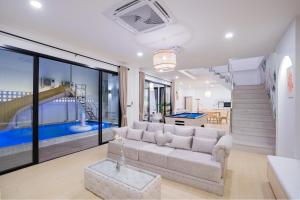 Eva Pool Villa Pattaya