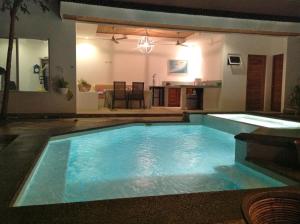 Luxury Beachfront Oasis - Hermosa Palms 50