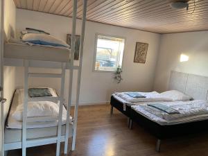 Family Room with Shared Bathroom room in Toftum Bjerge Camping & Cottages