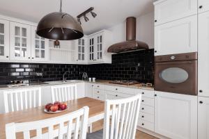 Sanhaus Apartments - SZTOKHOLM - apartament z balkonem