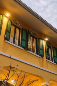 Bhirom at Baan Thongjaya