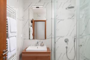 Villa Roca with heated pool and sauna