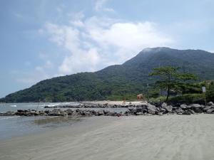 Casa em Peruíbe a 500 m da praia