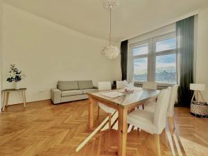 Danube view Apartment in Center-Prime Location