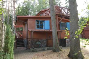 Dom nad jeziorem Dadaj Wilimy , Biskupiec