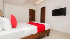 HOTEL GRAND PLAZA INN