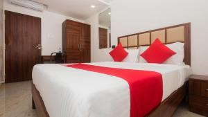 HOTEL GRAND PLAZA INN