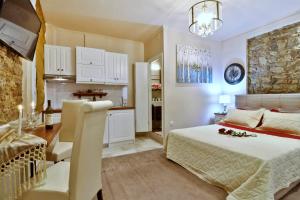Venetian Suite Mitropolis new