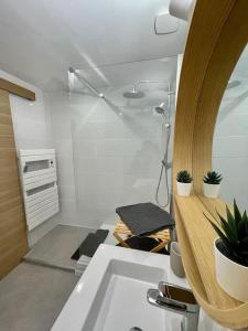 Joli studio Cozy tout équipé Hyper Centre Saintes