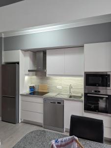 Waterfront 1 Bedroom suite 3 adults PDL