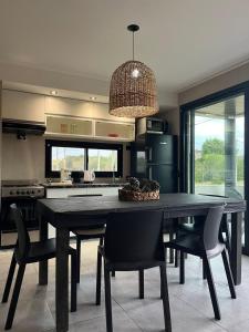 OCEANO a dos cuadras de la playa