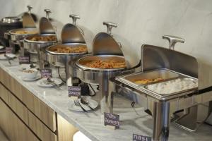 Front One Boutique Hotel Taman Anggrek