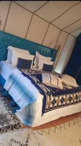 Orient Camp - Lac Yasmins