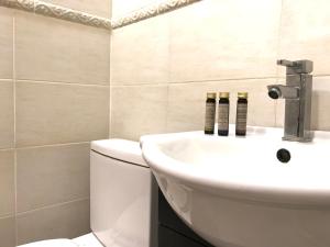 Paseo Colonial - Sabbatical #1