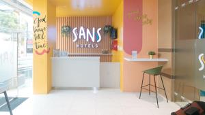 Sans Hotel at One JD Place Makati by RedDoorz