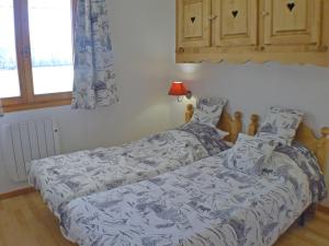 3 pièces avec terrasse, animaux admis, parking – Samoëns - FR-1-629-137