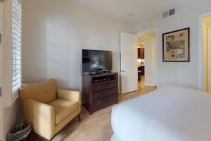 LV101 Downstairs 1 Bedroom Legacy Villas Retreat