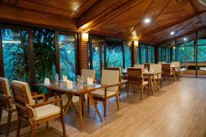 Pax Ana Doc Let Resort & Spa