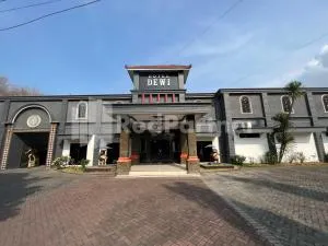 Hotel Dewi near GOR Merdeka Jombang Mitra RedDoorz - Peterongan
