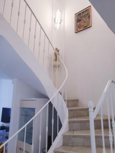 hyper centre Antibes maison de villes 100m2 ; terrasse 20 m2