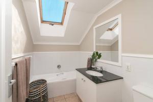 Pezula Villa- large, spacious and affordable!