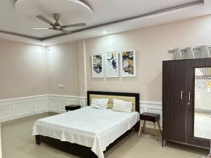 Sonebhadra guesthouse sahil palace