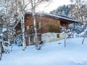 Chalets Superbe chalet 10 pers avec terrasse, jardin et parking a 2 min des pistes – Montchavin - FR-1-329-87 : photos des chambres