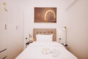 3BR Al Raha Haven - Chic Coastal Escape