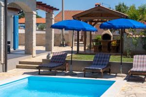 Holiday House - Monika