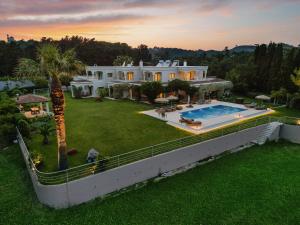 Bello Blu Estate Luxury Mediterranean Villa