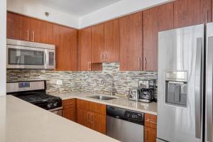 Chelsea 1br w doorman gym nr High Line NYC-677