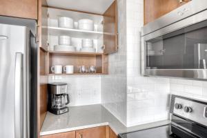 First Hill 1br w gym wd bbq great views SEA-510