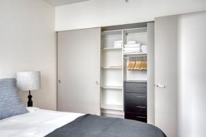 First Hill 1br w gym wd bbq great views SEA-510