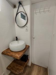 Maisons de vacances Agreable maison renovee en hyper centre avec patio : photos des chambres