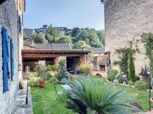 A la belle histoire - Larroque