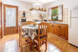 3 bedrooms villa with pool near Pollensa by Renthousing