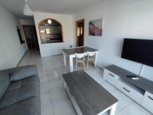 A H Rentals Carles III Apartamento 150mtrs playa