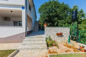 Apartments Stef - Vrsine