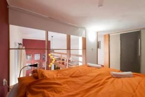 Secluded mezzanine studio near Astoria