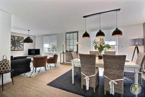 Sous le cerisier - Beaussais sur Mer