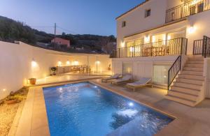 Casa Lluminosa, fabulosa y moderna casa de pueblo by Sonne Villas