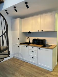 Tiny One cu Jacuzzi în Tiny Land