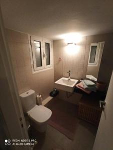 Cozy apartment in Pagrati